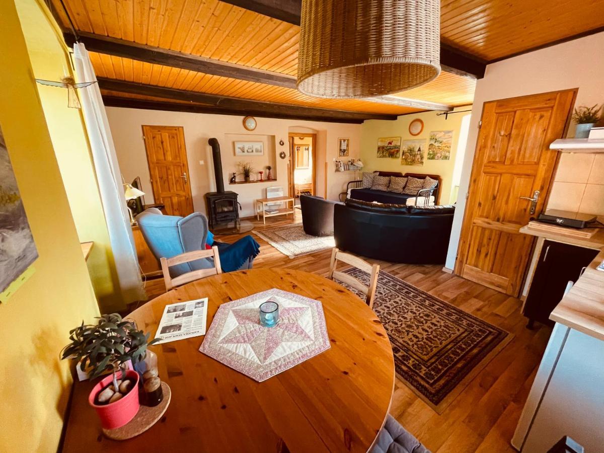 Apartmány U kapličky Kamyk nad Vltavou Exterior foto