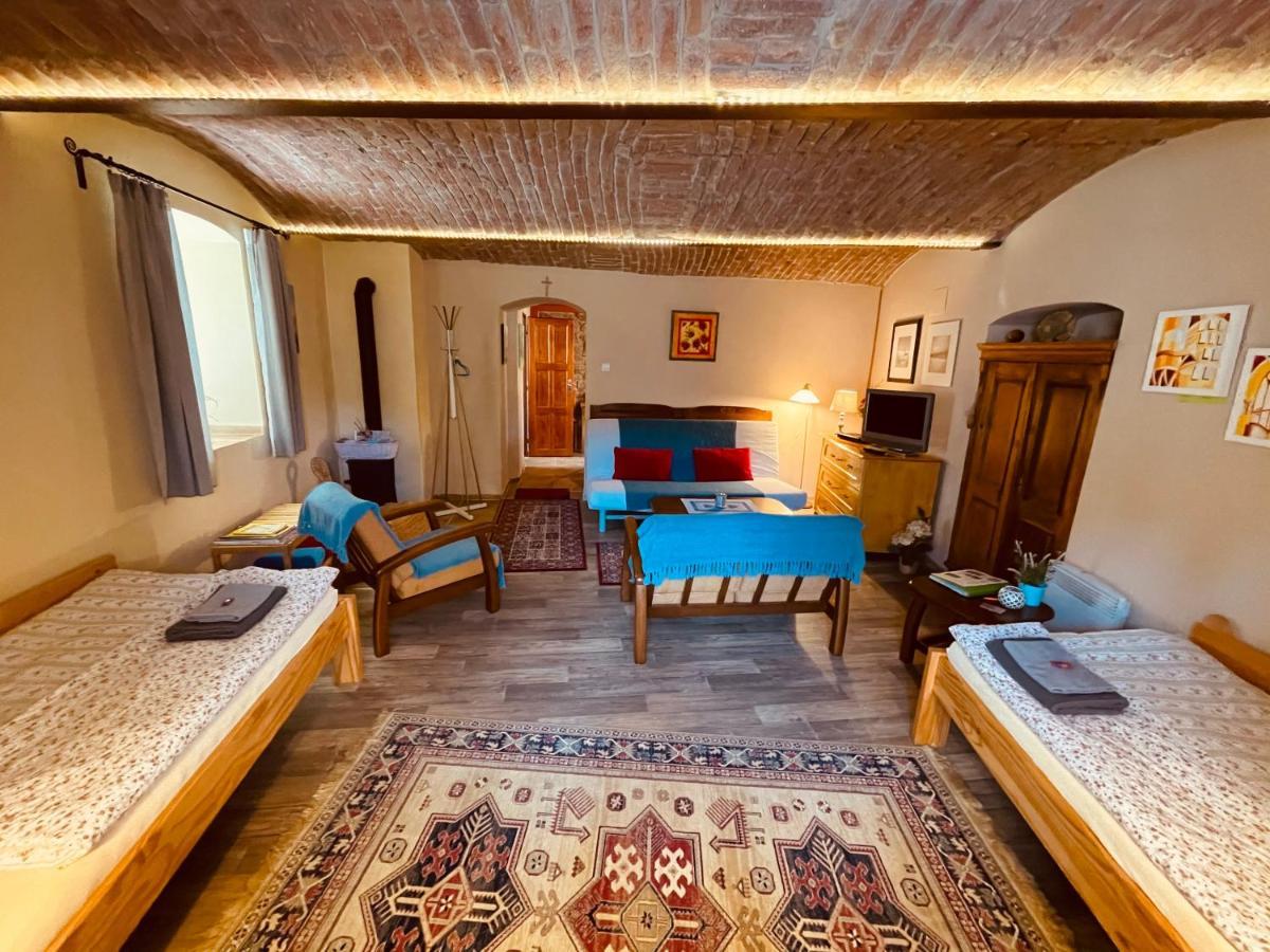 Apartmány U kapličky Kamyk nad Vltavou Exterior foto