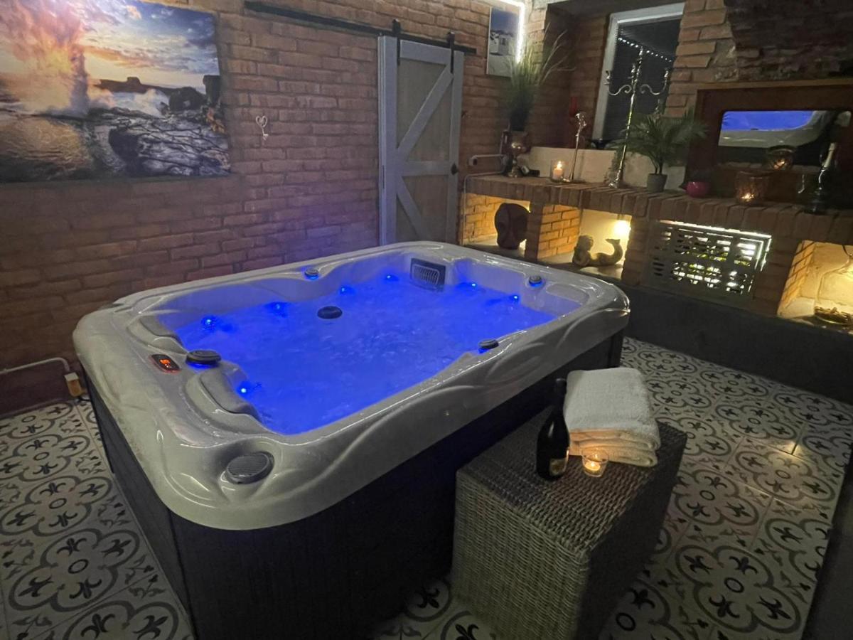 Apartmány U kapličky Kamyk nad Vltavou Exterior foto