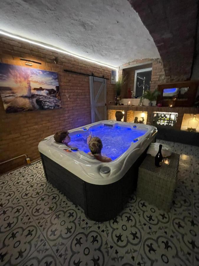 Apartmány U kapličky Kamyk nad Vltavou Exterior foto